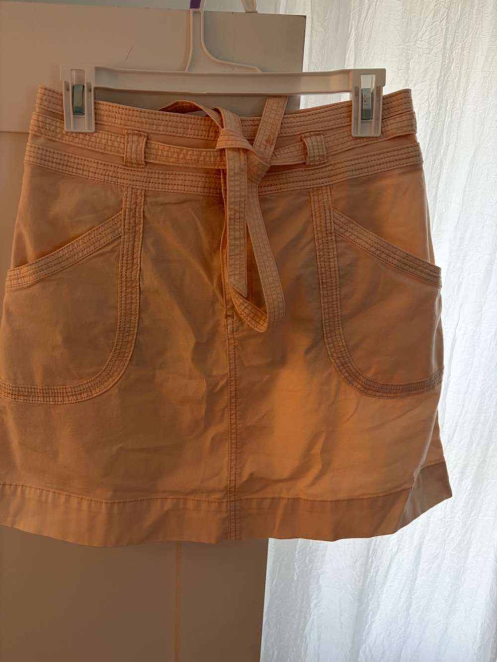 Pilcro and the letterpress Casual Belted Mini Skirt in Light Peach sz4